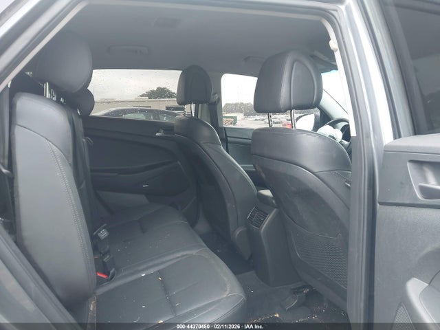 Auction sale of the 2017 Hyundai Tucson Se Plus, vin: KM8J3CA48HU481923, lot number: 44370480
