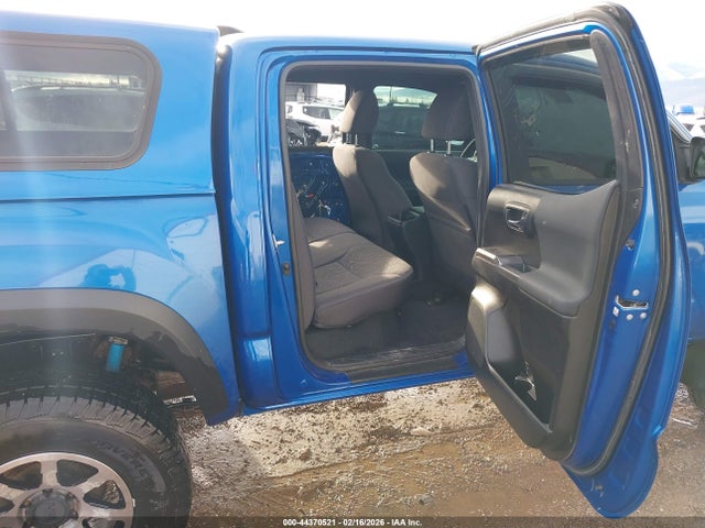 44370521 :رقم المزاد ، 3TMCZ5AN6JM172204 vin ، 2018 Toyota Tacoma Trd Off Road مزاد بيع