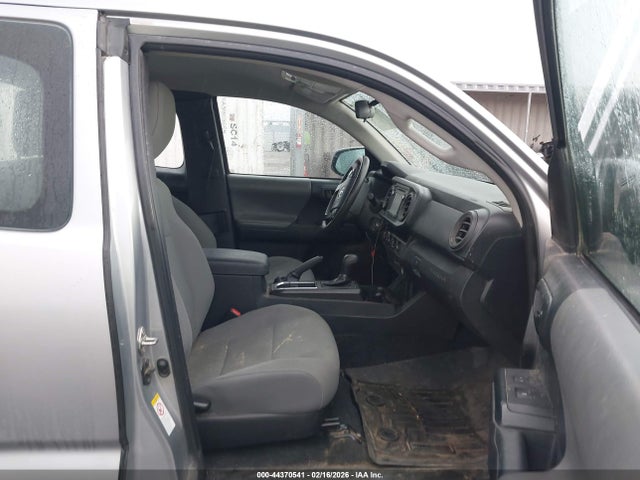5TFSX5EN3JX062572 Toyota Tacoma Sr
