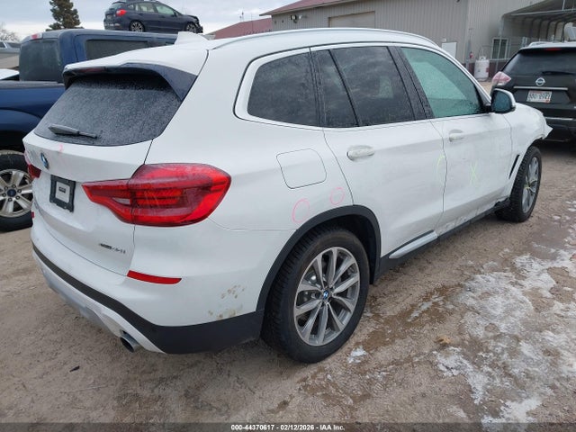 2019 BMW X3 5UXTR9C52KLP93753 Photo 3