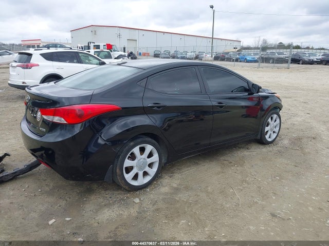 44370637 :رقم المزاد ، KMHDH4AE7DU582474 vin ، 2013 Hyundai Elantra Limited مزاد بيع