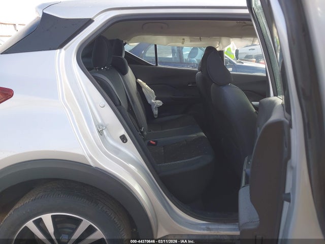 3N1CP5CV6LL521666 Nissan Kicks Sv Xtronic Cvt