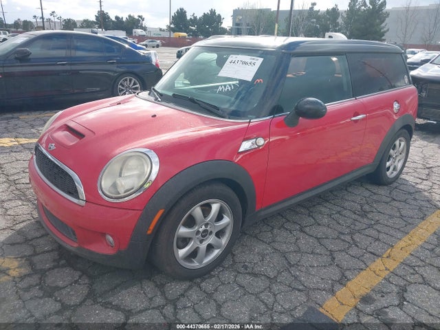 2010 MINI COOPER S CLUBMAN WMWMM3C56ATP94157 Photo 1