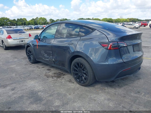 2023 TESLA MODEL Y 7SAYGDEE7PA044891 Photo 2