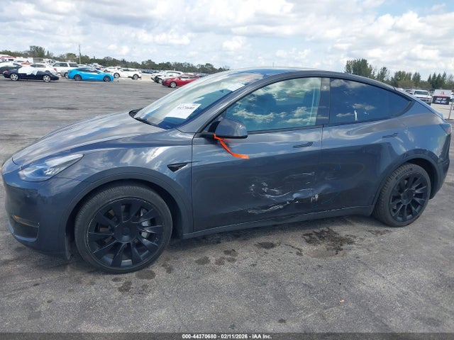 2023 TESLA MODEL Y 7SAYGDEE7PA044891 Photo 5