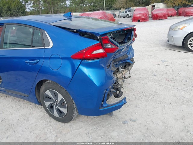 KMHC75LC0JU073208 Hyundai Ioniq Hybrid Sel