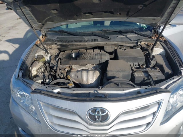 2011 Toyota Camry Le მანქანა იყიდება აუქციონზე, vin: 4T1BF3EK2BU185002, აუქციონის ნომერი: 44370694