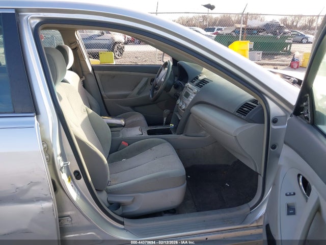 2011 Toyota Camry Le მანქანა იყიდება აუქციონზე, vin: 4T1BF3EK2BU185002, აუქციონის ნომერი: 44370694