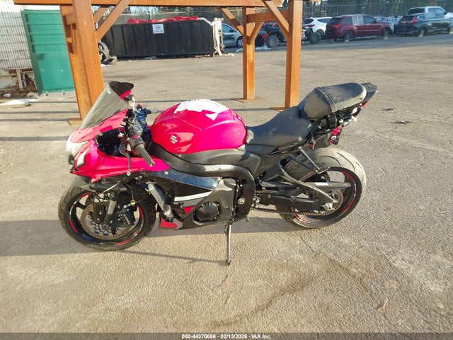 JS1GT78A6G2100267 Suzuki GSX-R1000