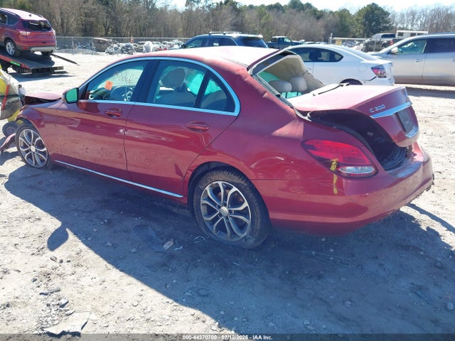 2016 MERCEDES-BENZ C 300 55SWF4JB1GU112140 Photo 2