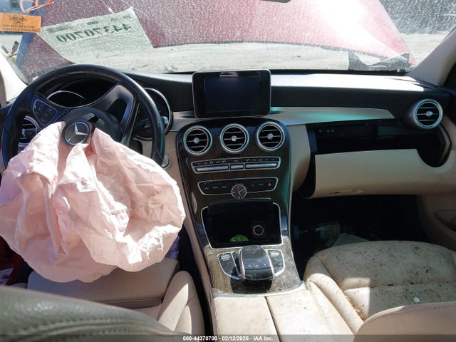 2016 MERCEDES-BENZ C 300 55SWF4JB1GU112140 Photo 4