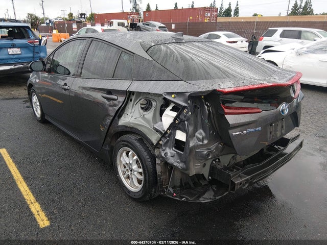 JTDKARFP7H3001946 Toyota Prius Prime Premium