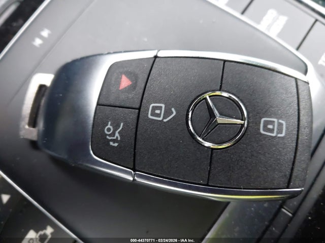 W1N9M0KB3PN073184 Mercedes-Benz Eqb 300 Suv 4matic