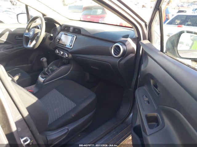 3N1CN8BV0ML877329 Nissan Versa S 5-speed Manual Transmission