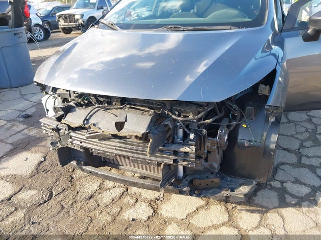 3N1CN8BV0ML877329 Nissan Versa S 5-speed Manual Transmission