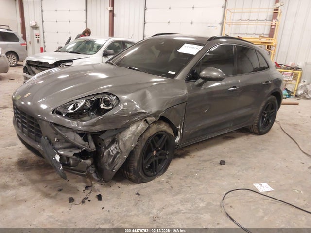 2018 PORSCHE MACAN WP1AA2A56JLB02473 Photo 1