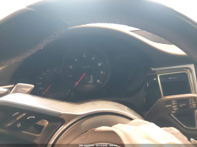 2018 PORSCHE MACAN WP1AA2A56JLB02473 Photo 6