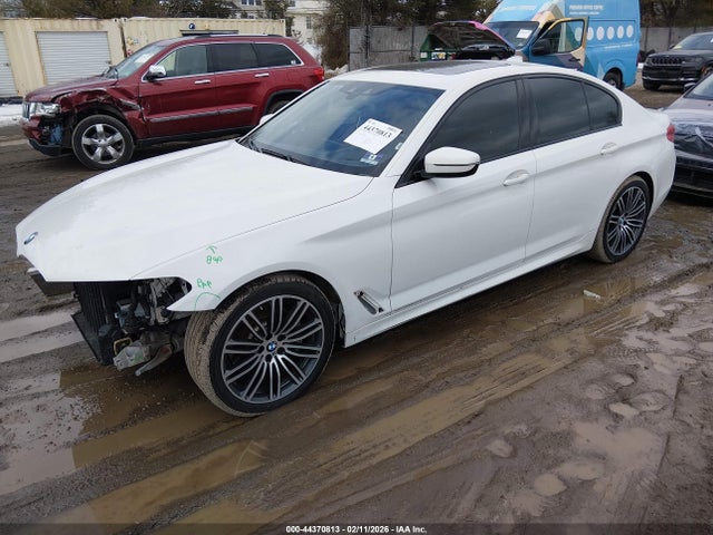 2019 BMW 540I WBAJE7C57KG892583 Photo 1