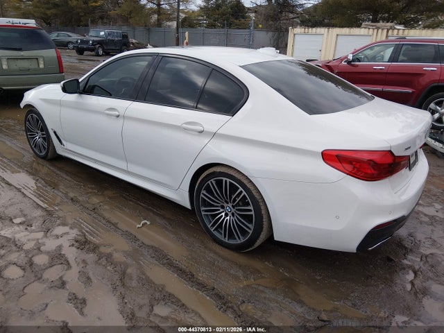 2019 BMW 540I WBAJE7C57KG892583 Photo 2