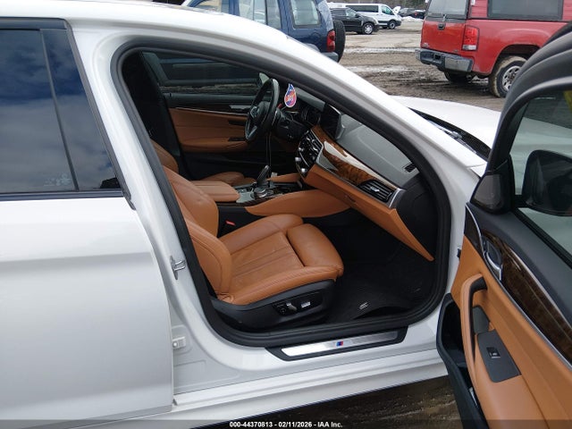 2019 BMW 540I WBAJE7C57KG892583 Photo 4