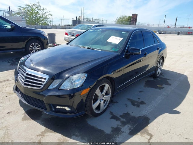 2011 MERCEDES-BENZ E 350 WDDHF8HB1BA333199 Photo 1