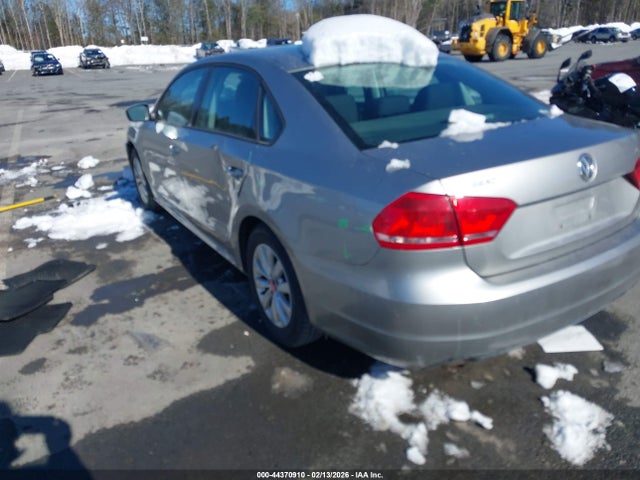 44370910 :رقم المزاد ، 1VWAP7A30CC078070 vin ، 2012 Volkswagen Passat 2.5l S مزاد بيع