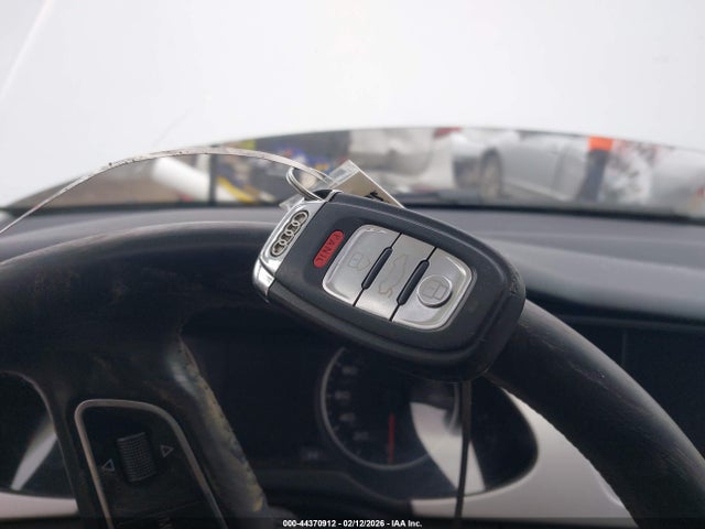 2012 AUDI A4 WAUFFAFLXCN001662 Photo 10