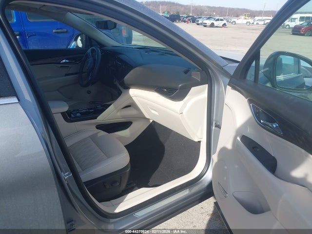 44370924 :رقم المزاد ، LRBFZRR42PD021525 vin ، 2023 Buick Envision Avenir Fwd مزاد بيع