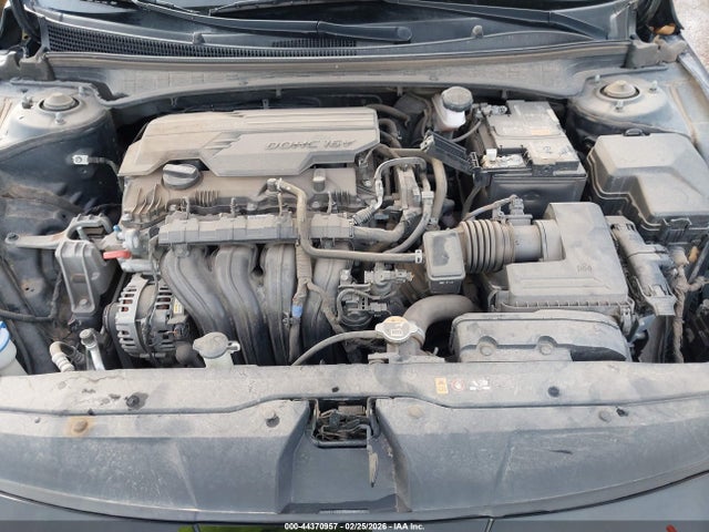 44370957 :رقم المزاد ، 5NPLS4AG7MH035346 vin ، 2021 Hyundai Elantra Sel مزاد بيع