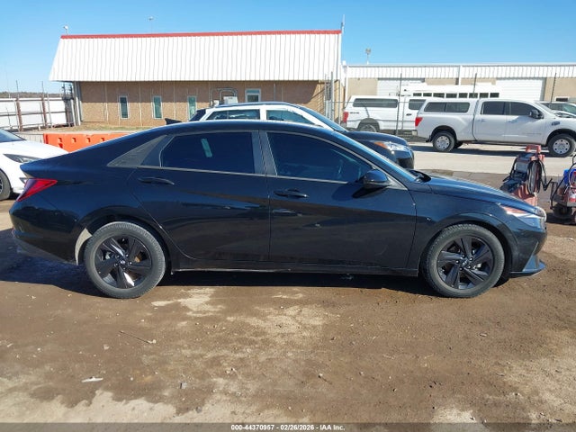 44370957 :رقم المزاد ، 5NPLS4AG7MH035346 vin ، 2021 Hyundai Elantra Sel مزاد بيع