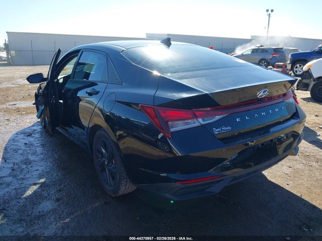 44370957 :رقم المزاد ، 5NPLS4AG7MH035346 vin ، 2021 Hyundai Elantra Sel مزاد بيع