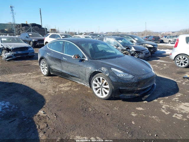 2019 TESLA MODEL 3 5YJ3E1EB7KF453387 Photo 0