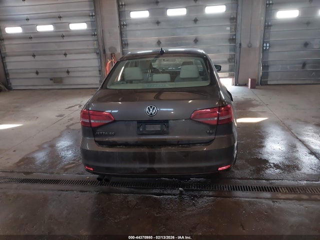 2015 Volkswagen Jetta 1.8t Se მანქანა იყიდება აუქციონზე, vin: 3VWD07AJ9FM255699, აუქციონის ნომერი: 44370980
