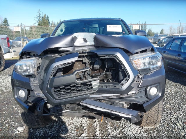 5TFSZ5AN1JX154540 Toyota Tacoma Sr5 V6
