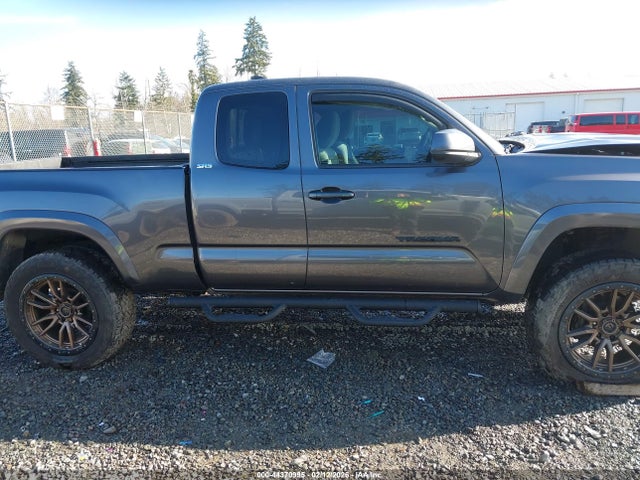 5TFSZ5AN1JX154540 Toyota Tacoma Sr5 V6
