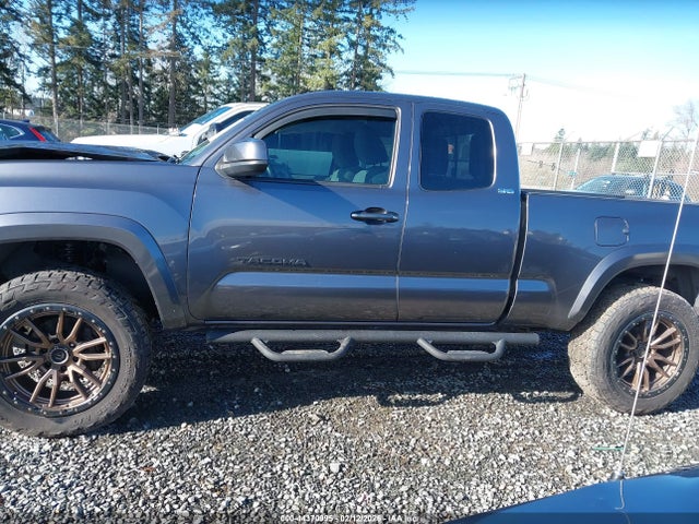 5TFSZ5AN1JX154540 Toyota Tacoma Sr5 V6