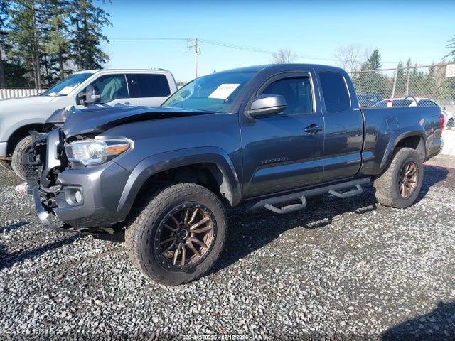 5TFSZ5AN1JX154540 Toyota Tacoma Sr5 V6