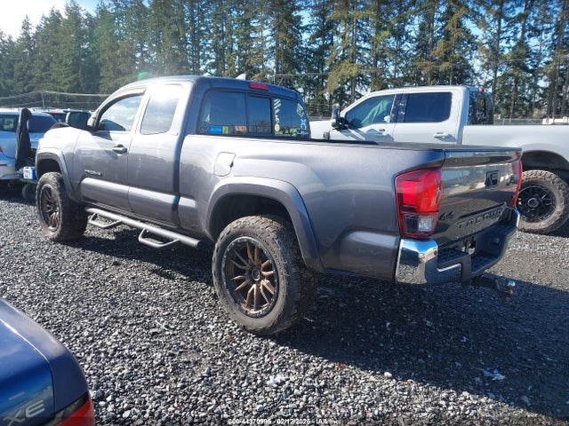 5TFSZ5AN1JX154540 Toyota Tacoma Sr5 V6