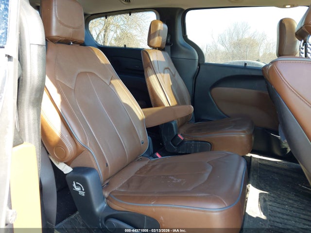 Aukcja sprzedaży 2017 Chrysler Pacifica Limited, vin: 2C4RC1GG4HR679795, numer aukcji: 44371008