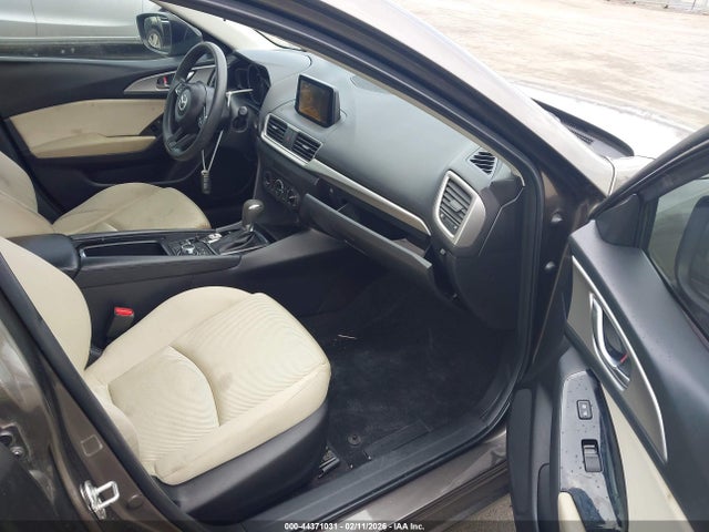 44371031 :رقم المزاد ، 3MZBN1U76HM124741 vin ، 2017 Mazda Mazda3 Sport مزاد بيع