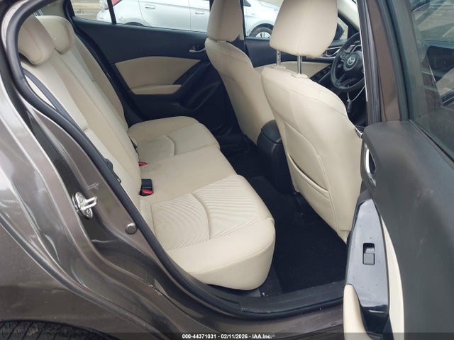 44371031 :رقم المزاد ، 3MZBN1U76HM124741 vin ، 2017 Mazda Mazda3 Sport مزاد بيع
