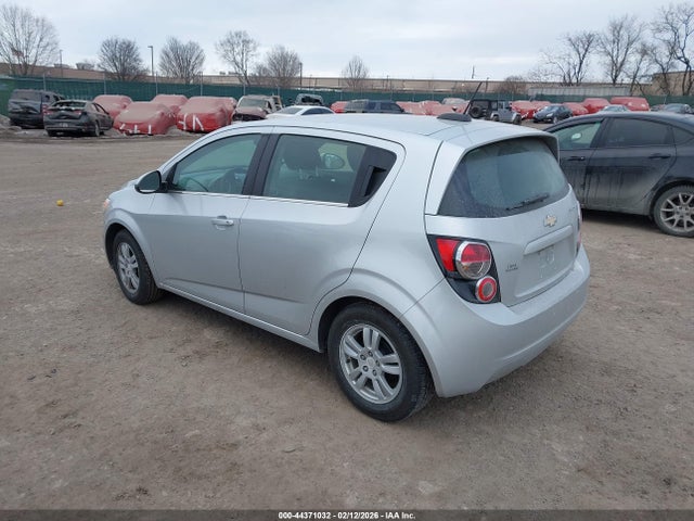 1G1JC6SG2G4103585 Chevrolet Sonic Lt Auto