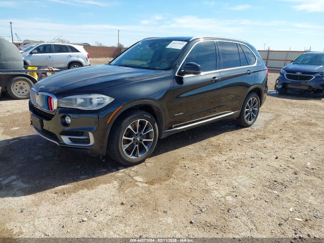 2016 BMW X5 5UXKR6C56G0J80022 Photo 1