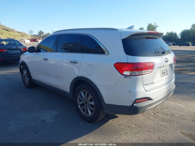 5XYPG4A59HG228712 KIA Sorento 3.3l Lx