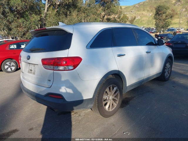 5XYPG4A59HG228712 KIA Sorento 3.3l Lx