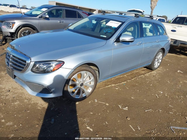 WDDZH6GB4JA311569 Mercedes-Benz E 400 4matic
