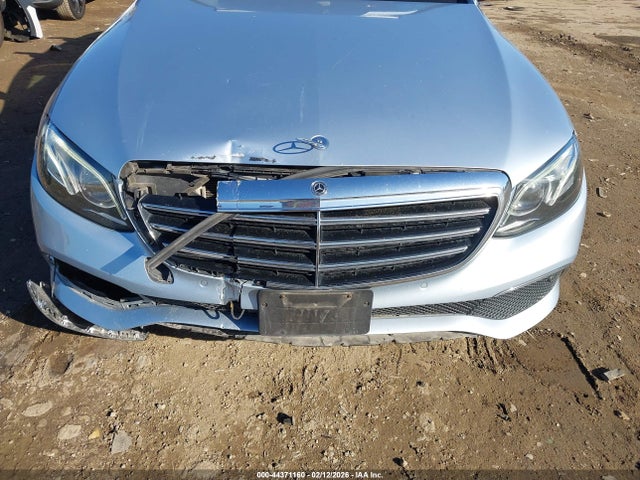 WDDZH6GB4JA311569 Mercedes-Benz E 400 4matic