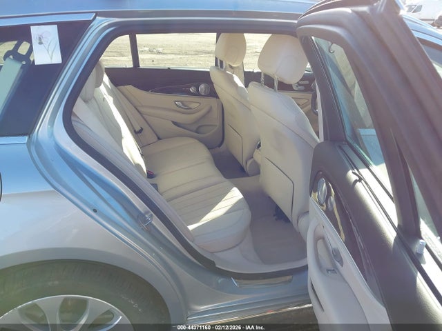 WDDZH6GB4JA311569 Mercedes-Benz E 400 4matic