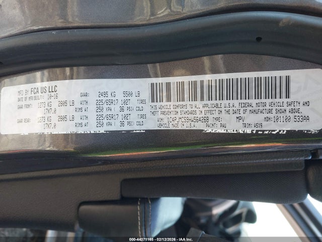 44371165 :رقم المزاد ، 1C4PJMCS9HW564268 vin ، 2017 Jeep Cherokee Latitude 4x4 مزاد بيع