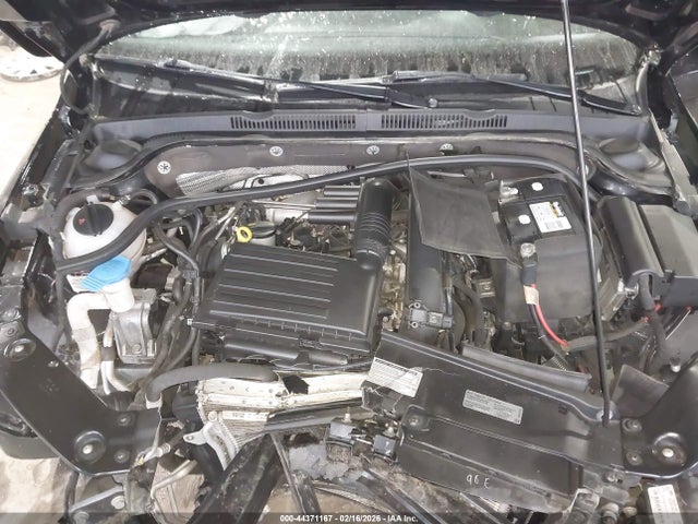 3VW267AJ8GM289415 Volkswagen Jetta 1.4t S
